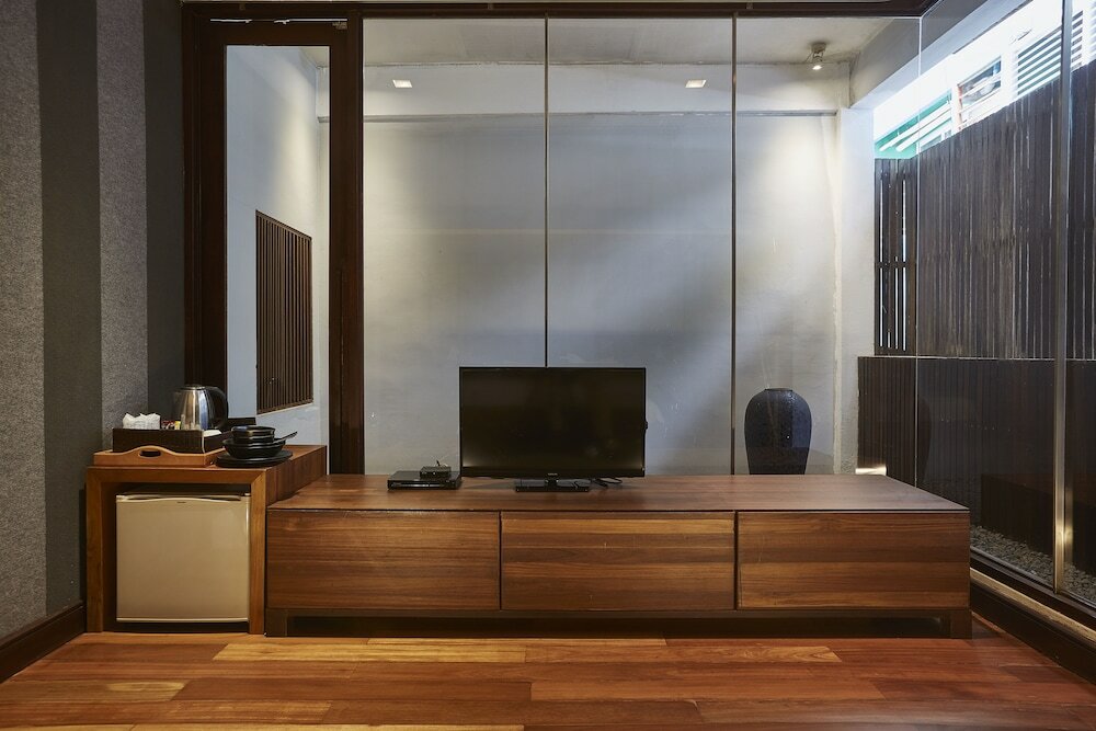 Фото Luxx at Silom