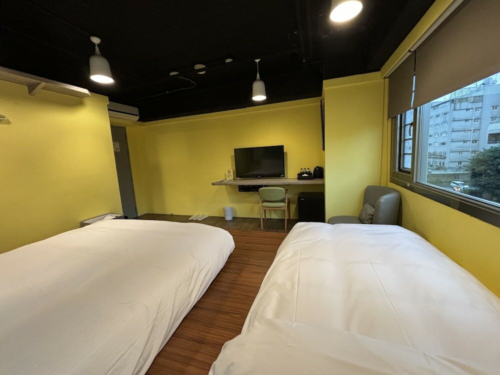 Фото Bon Hotel Taipei