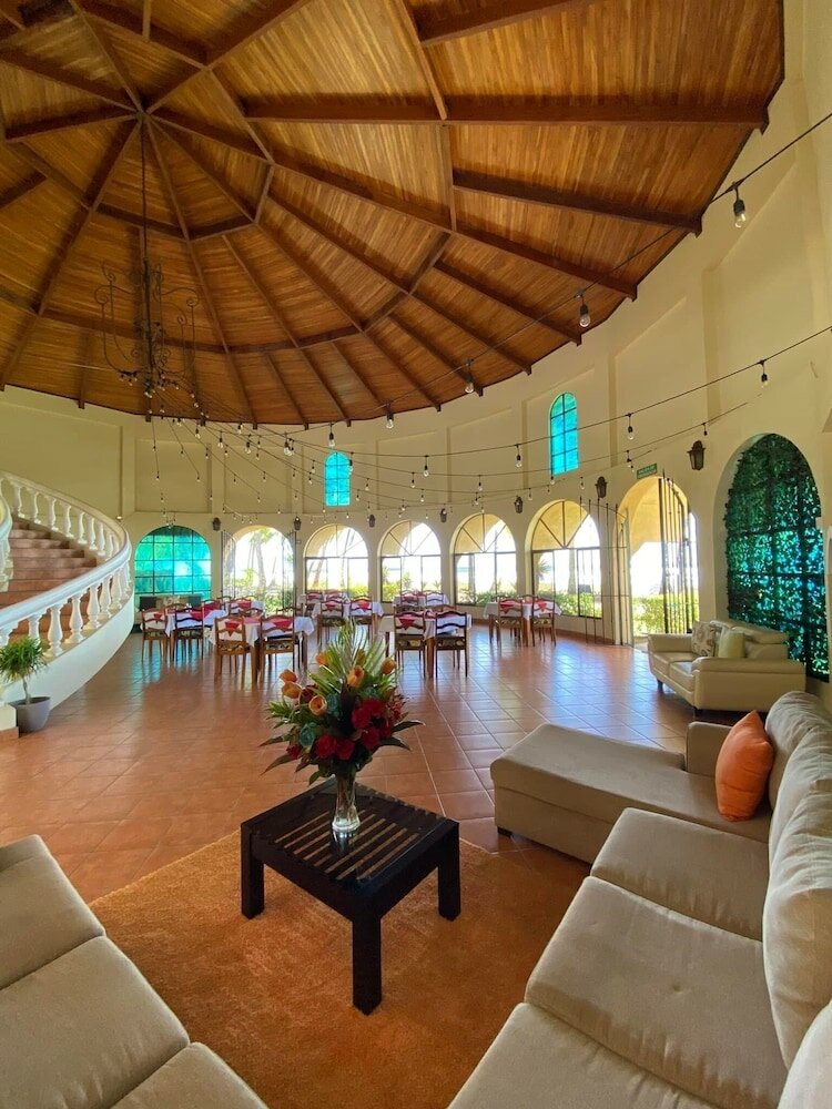 Фото Hotel Delfin Playa Bejuco