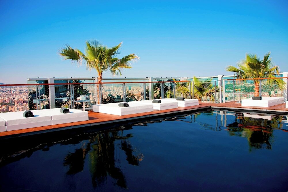 Фото Renaissance Barcelona Fira Hotel