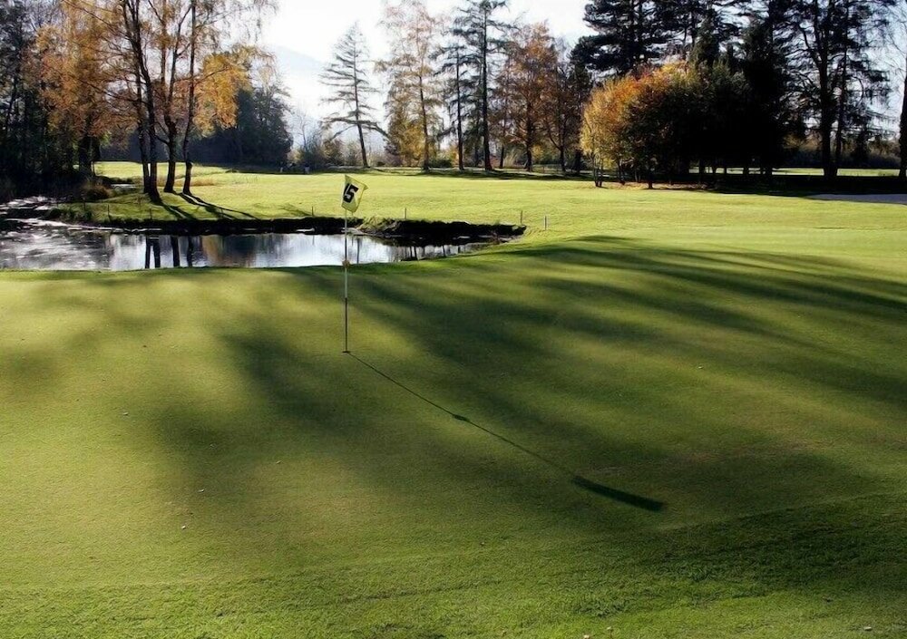 Фото Hotel Merkur Interlaken