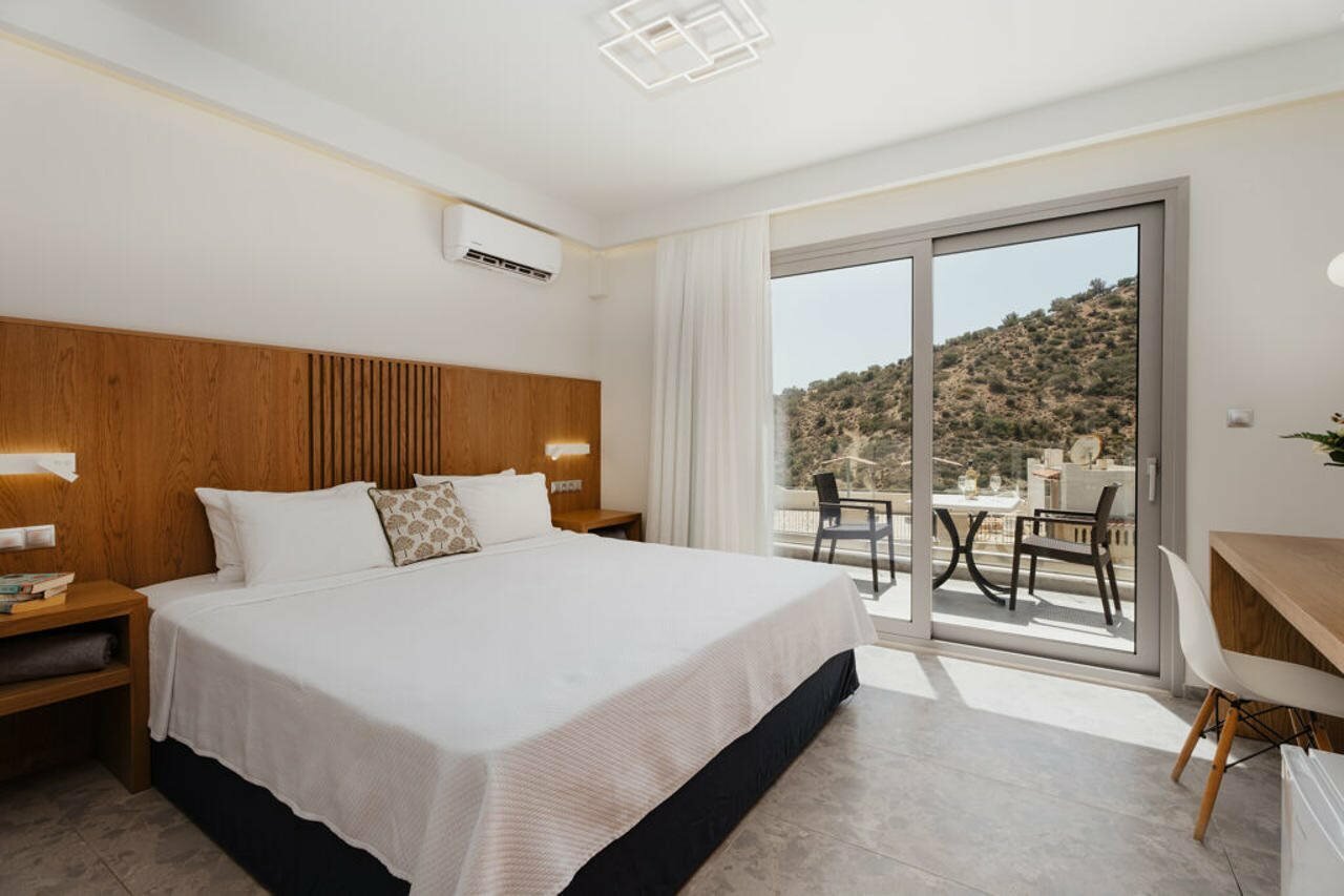 Фото Petra Hotel