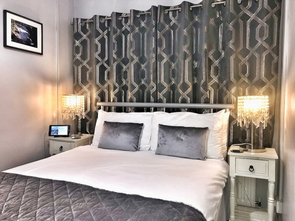 Фото Elagh View Bed & Breakfast