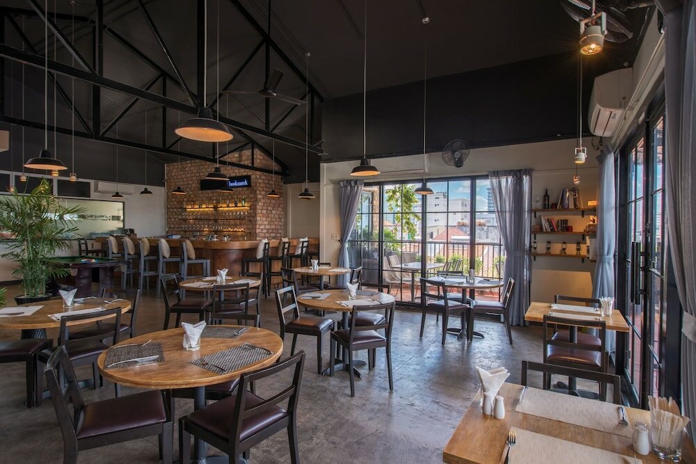 Фото The Alcove Library Hotel