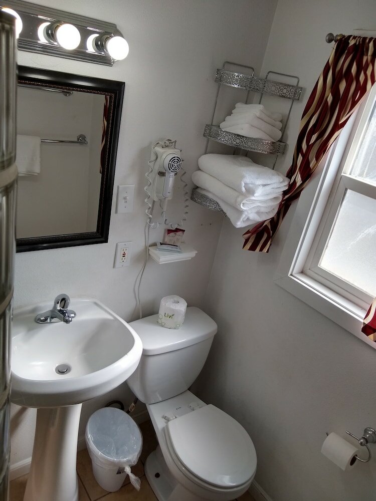 Фото Holiday Motel