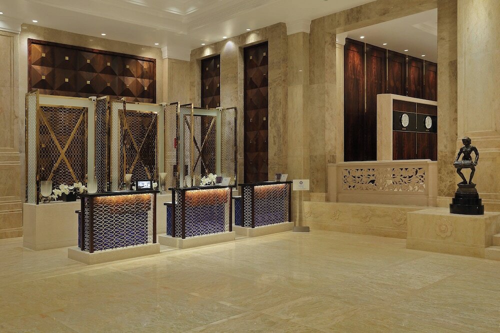 Фото Sheraton Grand Pune Bund Garden Hote