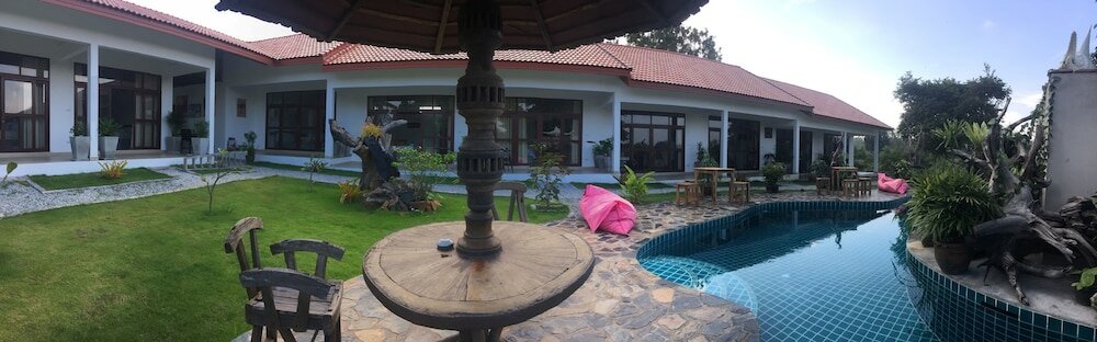 Фото Tree Roots Retreat