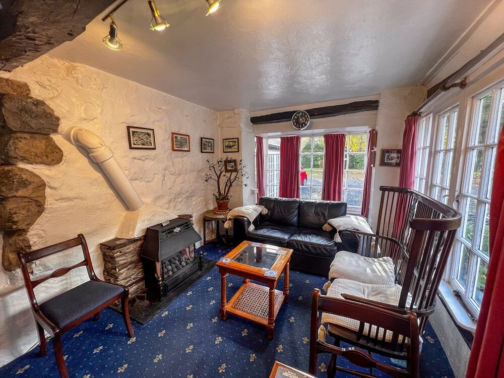 Фото Gwesty Minffordd Hotel