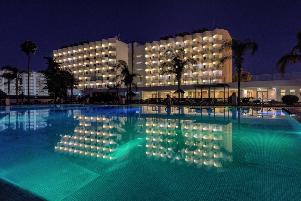 Фото Hotel Puertobahia & SPA