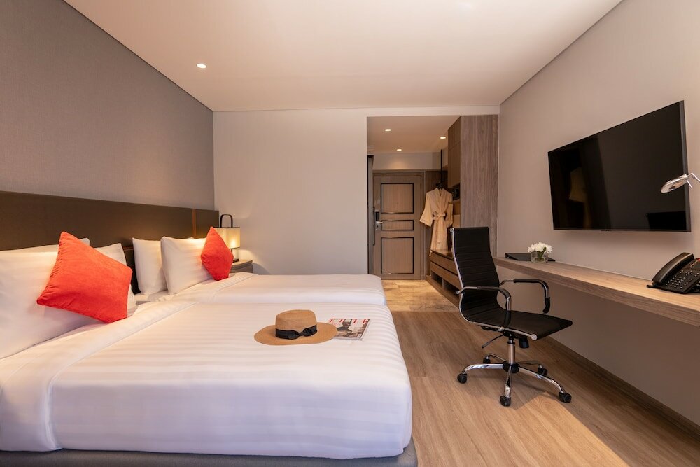 Фото Boulevard Hotel Bangkok