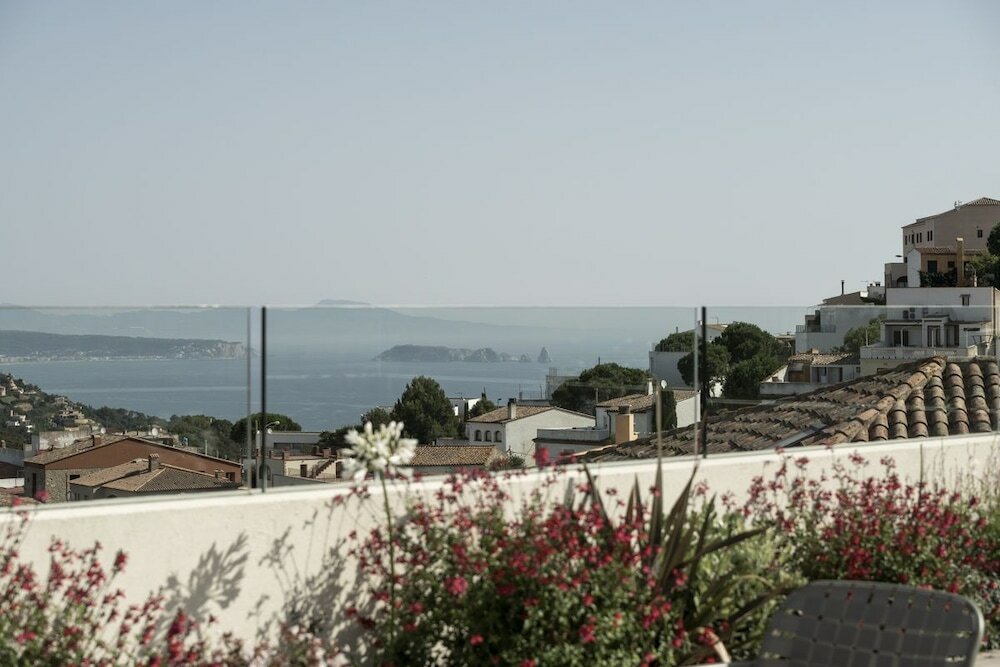 Фото Alta House Begur