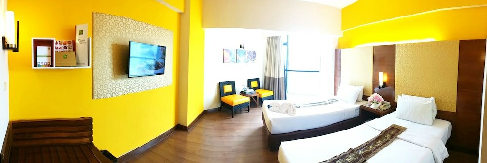 Фото The Seasons Pattaya