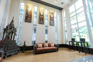 Гостиница Pinnacle Lumpinee Park Hotel