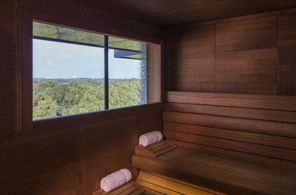 Фото Four Seasons Hotel London at Park Lane