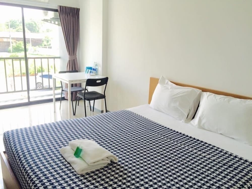 Фото Promsook Apartment