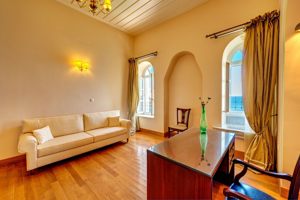 Фото Apollonion Palace Hotel