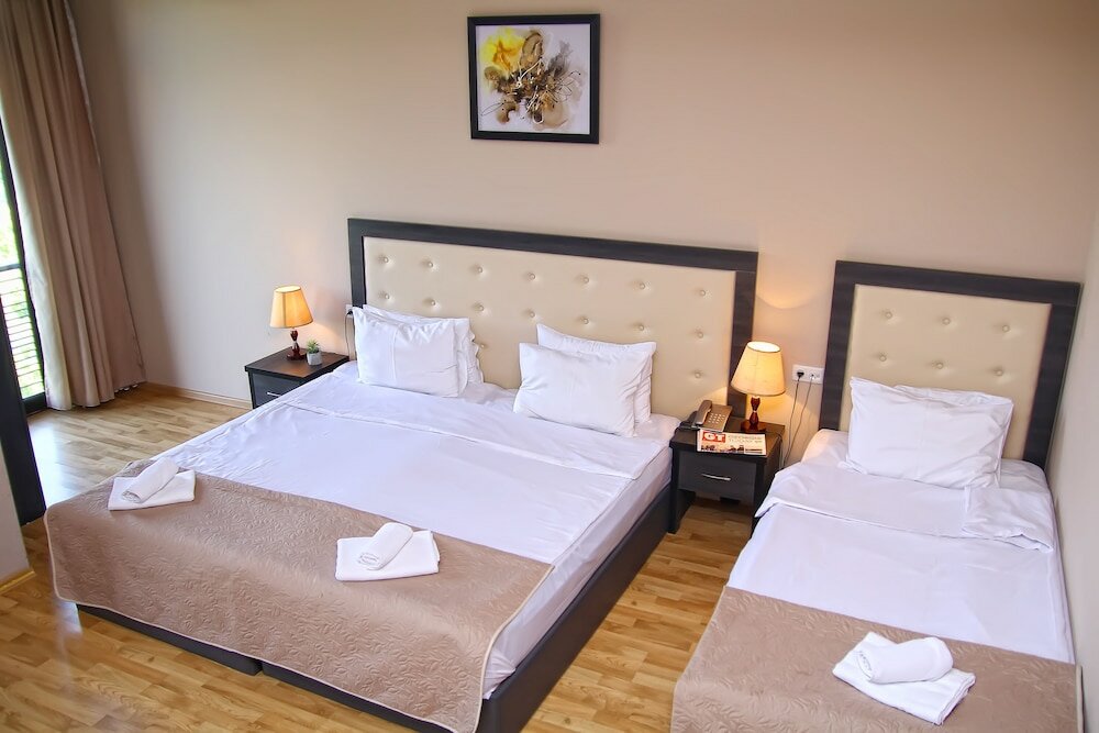 Фото Hotel Rogalux