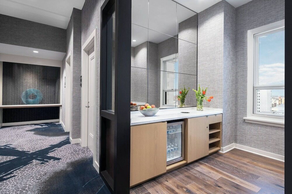 Фото Glass Light Hotel & Gallery, Autograph Collection