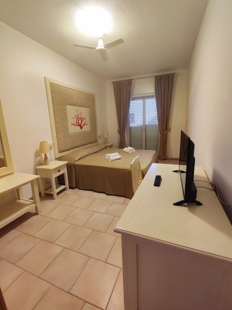 Фото Hotel Gabbiano - Agenzia Isola Rossa