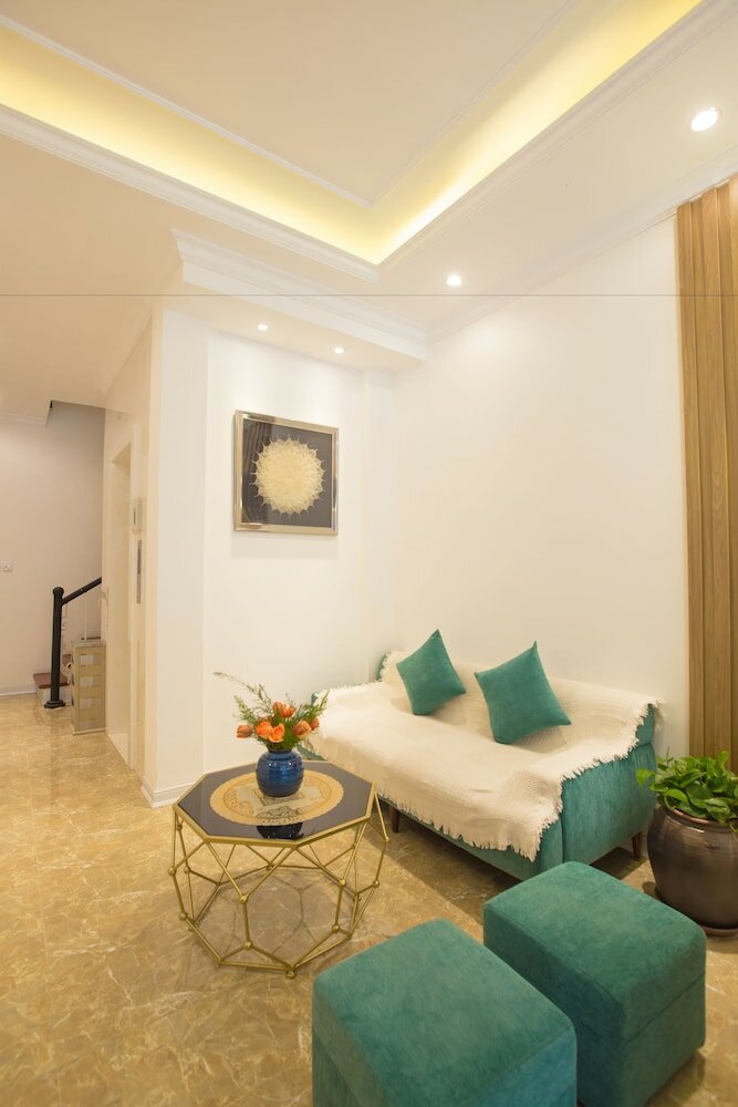 Фото Vyhouse Hanoi Hotel