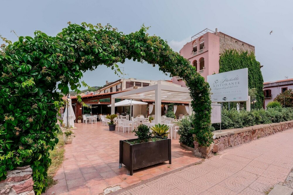 Фото Hotel Palazzo Sa Pischedda