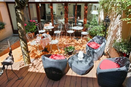 Внешний вид отеля Hôtel la Residence Du Berry в Версале, фото 3