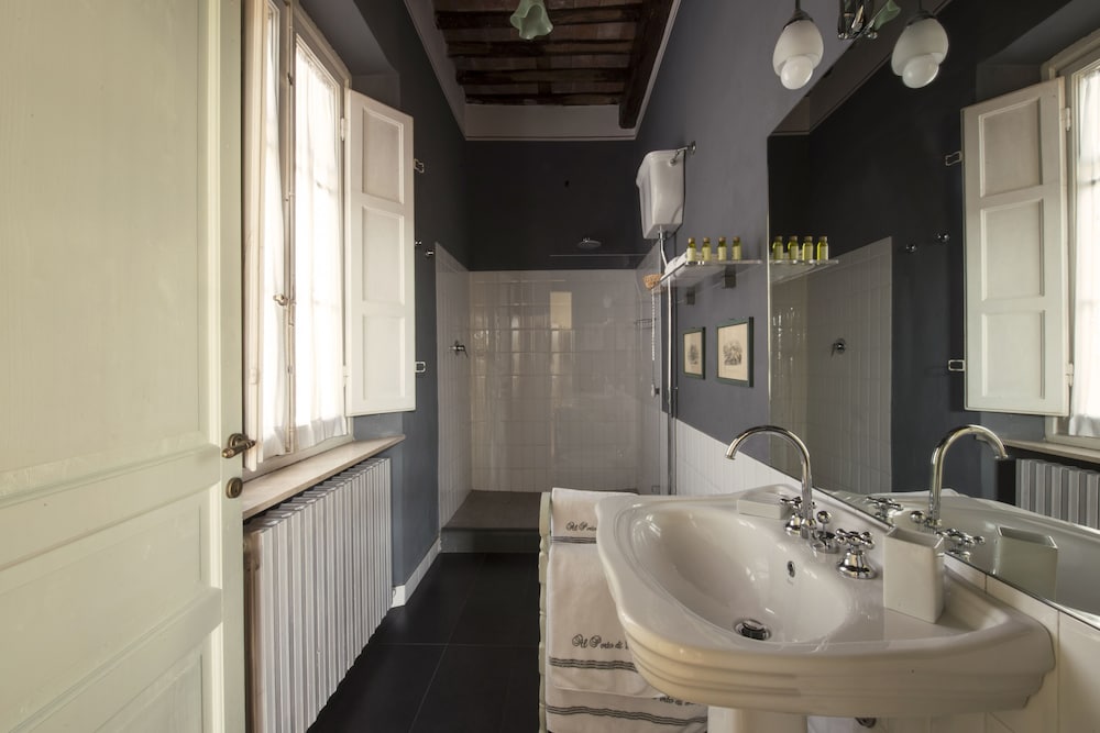 Фото Al Porto di Lucca B&b