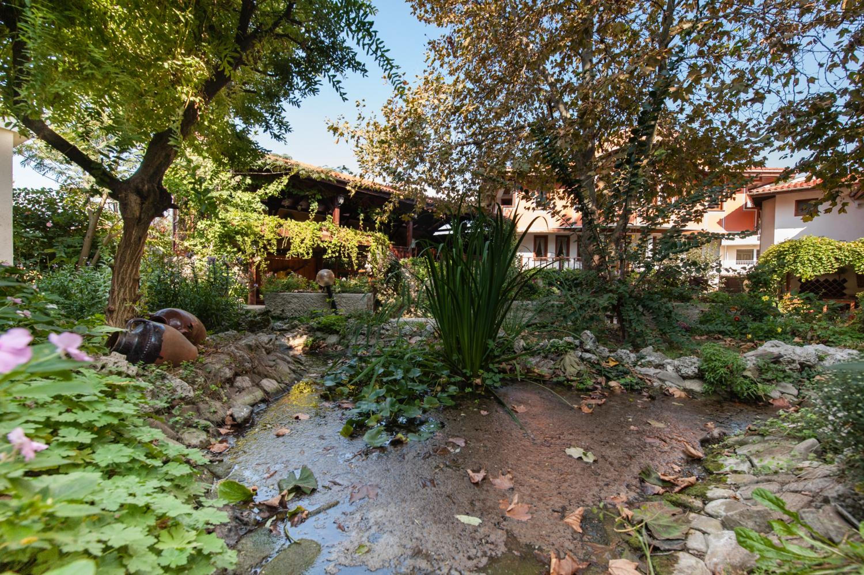 Фото Hotel Izvora