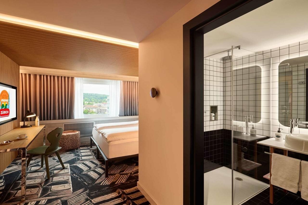 Фото отеля 2