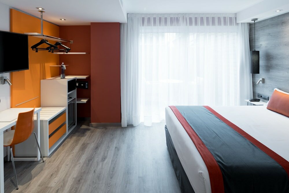 Фото Catalonia Mikado