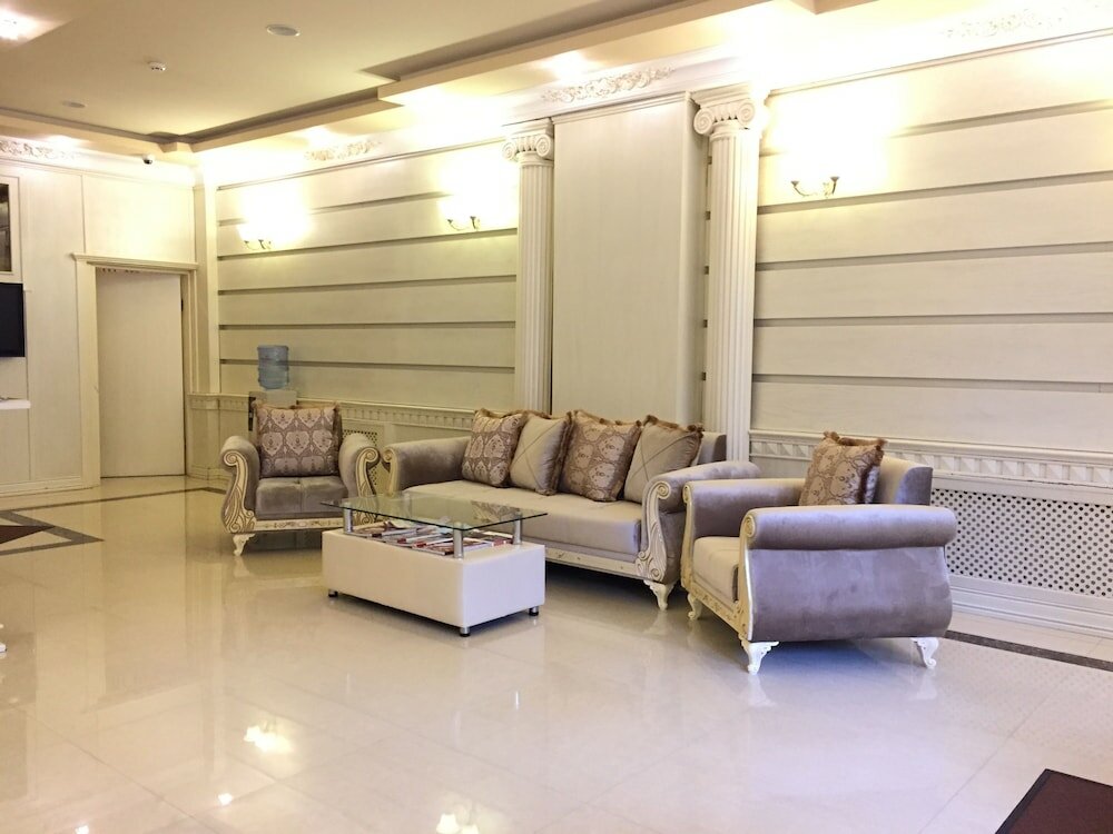 Фото Karat Inn Hotel