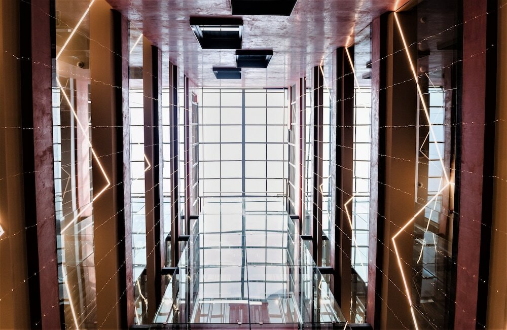 Фото Arya Stadium Hotel