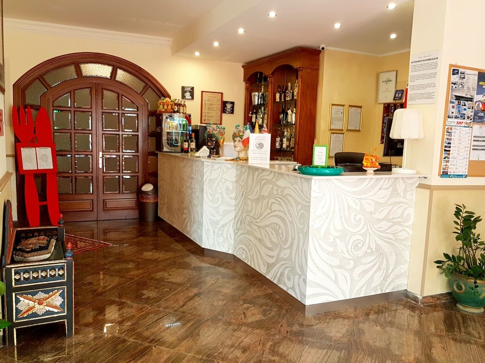 Фото Hotel Alexander