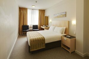 Гостиница Quality Hotel Ambassador Perth