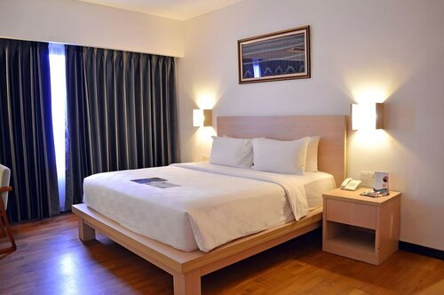 Гостиница Hotel Ebony Batulicin в Провинции Южный Калимантан