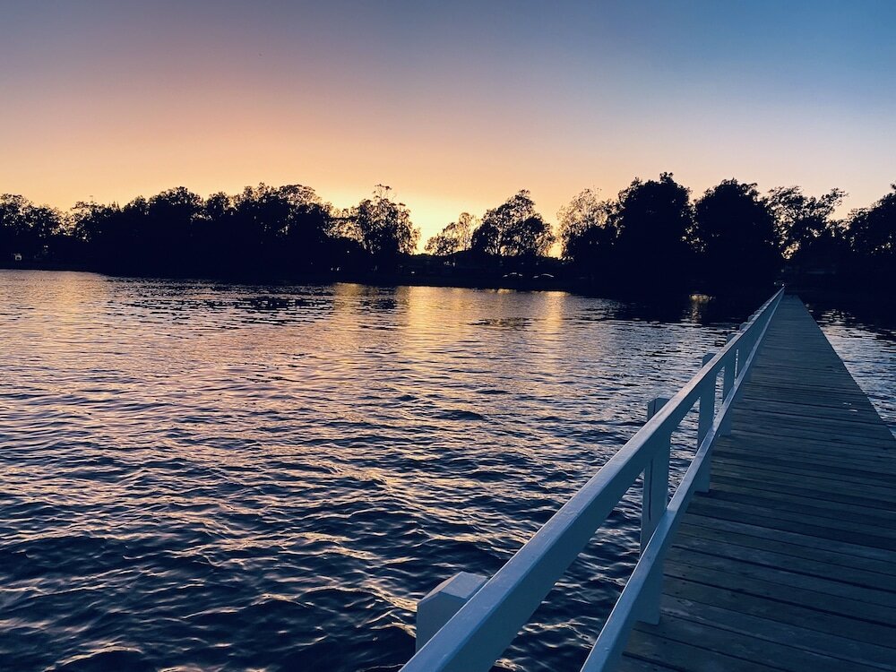 Фото Buccaneer Motel