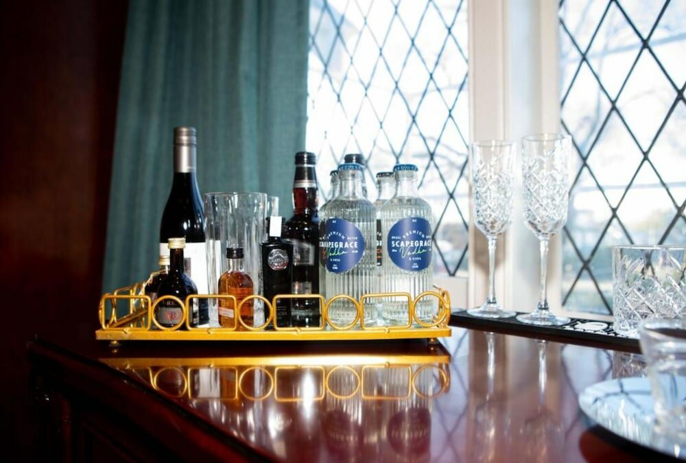 Фото Eliza's Manor Boutique Hotel