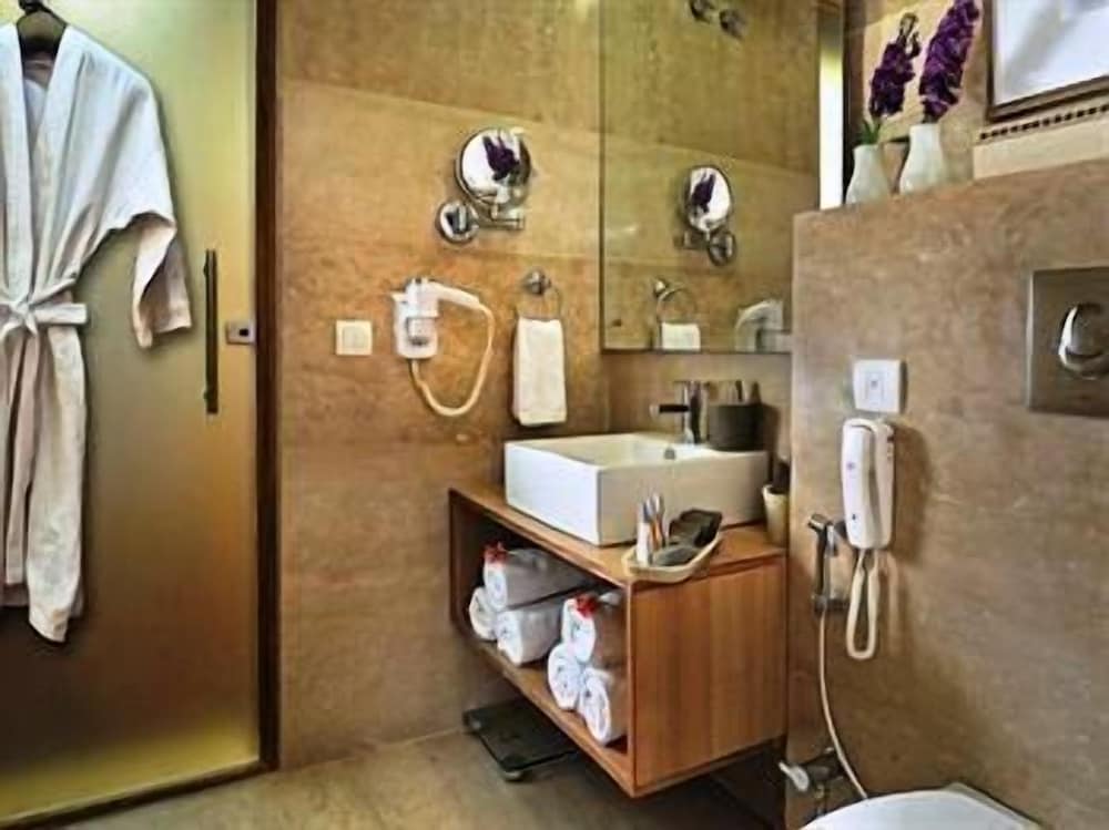 Фото FabHotel White Klove Paharganj