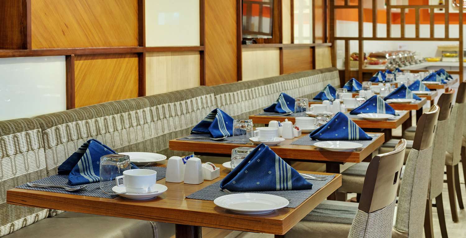 Фото Best Western Alkapuri, Vadodara