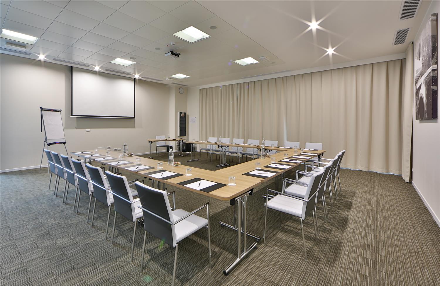 Фото Best Western Premier Chc Airport