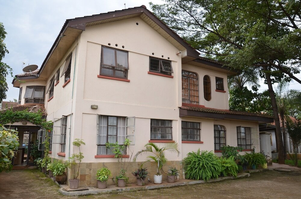 Фото Cosy Garden Guest House