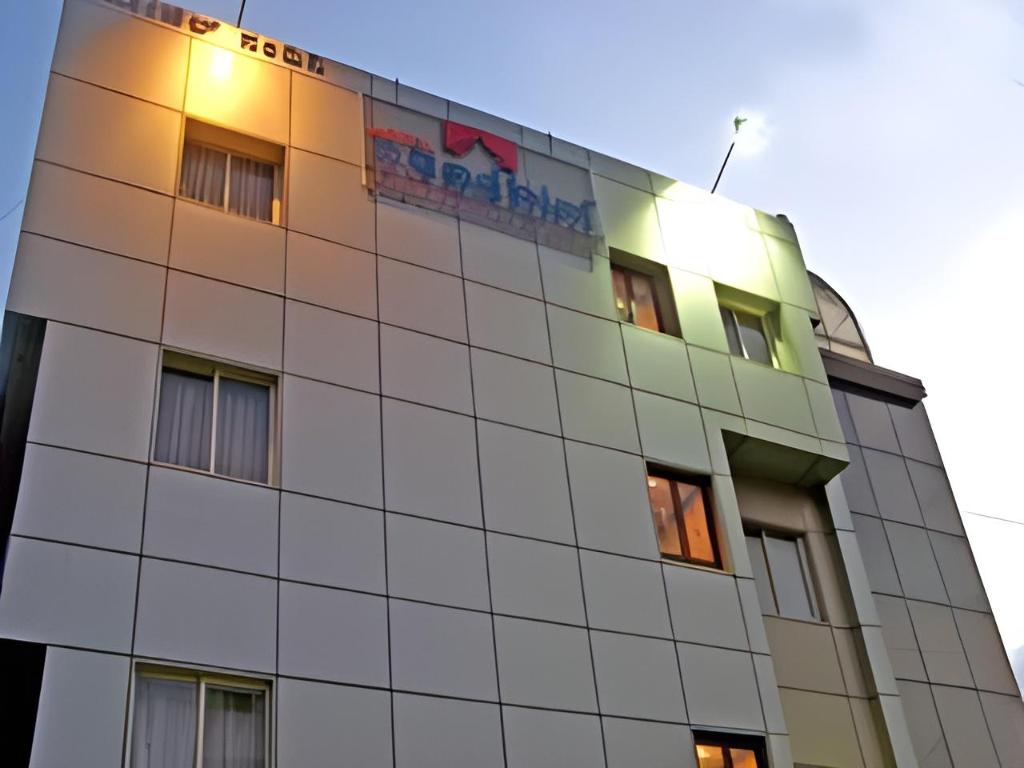 Фото Hotel Nandhini - Minerva Circle
