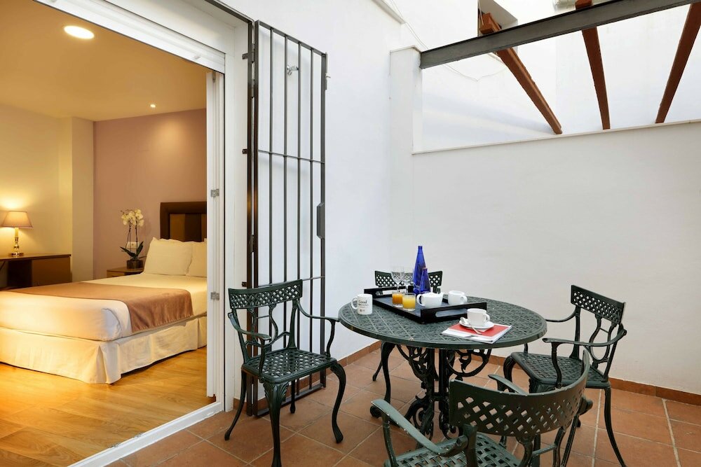 Фото Hotel Exe Triunfo