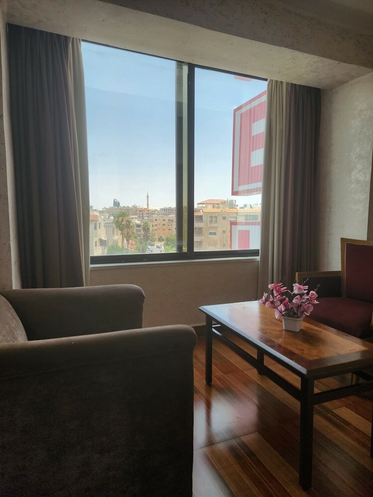 Фото Amman Orchid Hotel