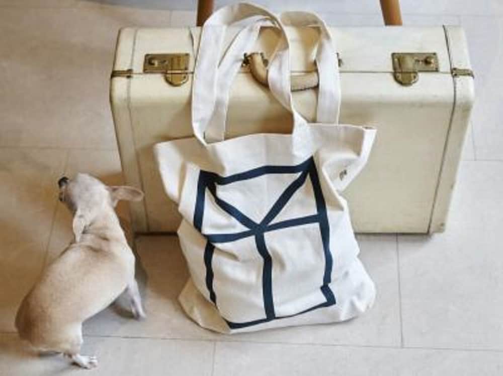 Фото Bedford Corner Hotel