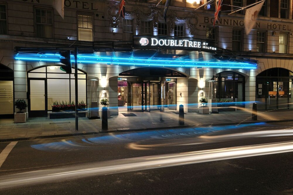 Фото DoubleTree by Hilton London - West End