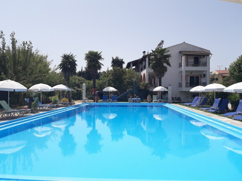 Фото Angela Hotel and Apartments