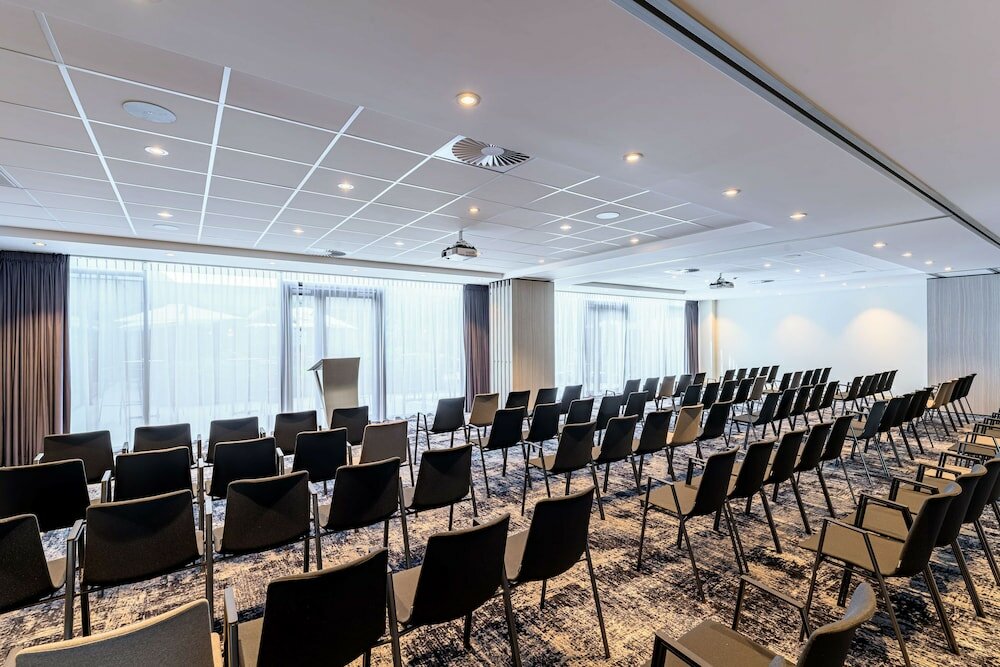 Фото Radisson Hotel Antwerp Berchem