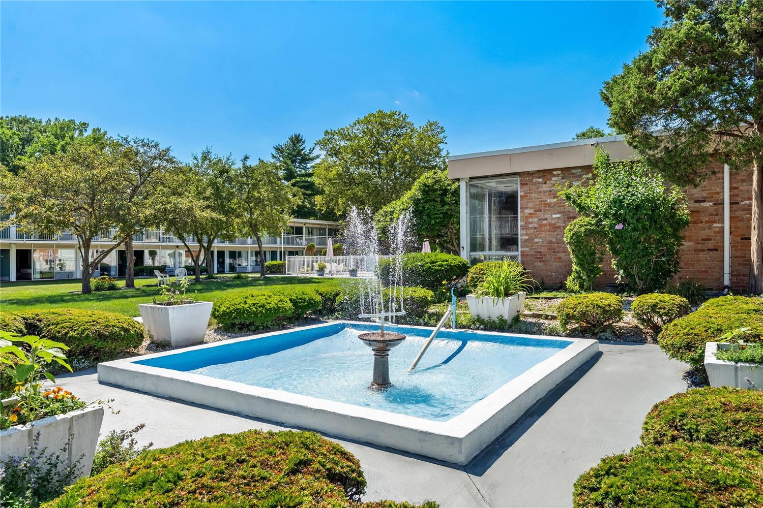 Фото Howard Johnson by Wyndham Albany