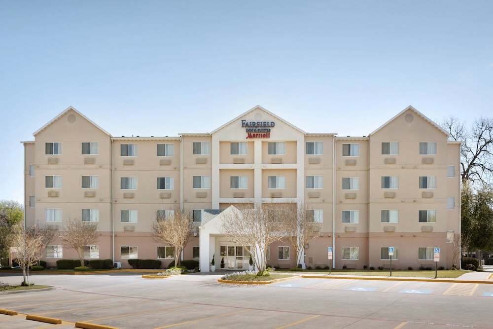 Фото Fairfield Inn & Suites Fort Worth University Drive